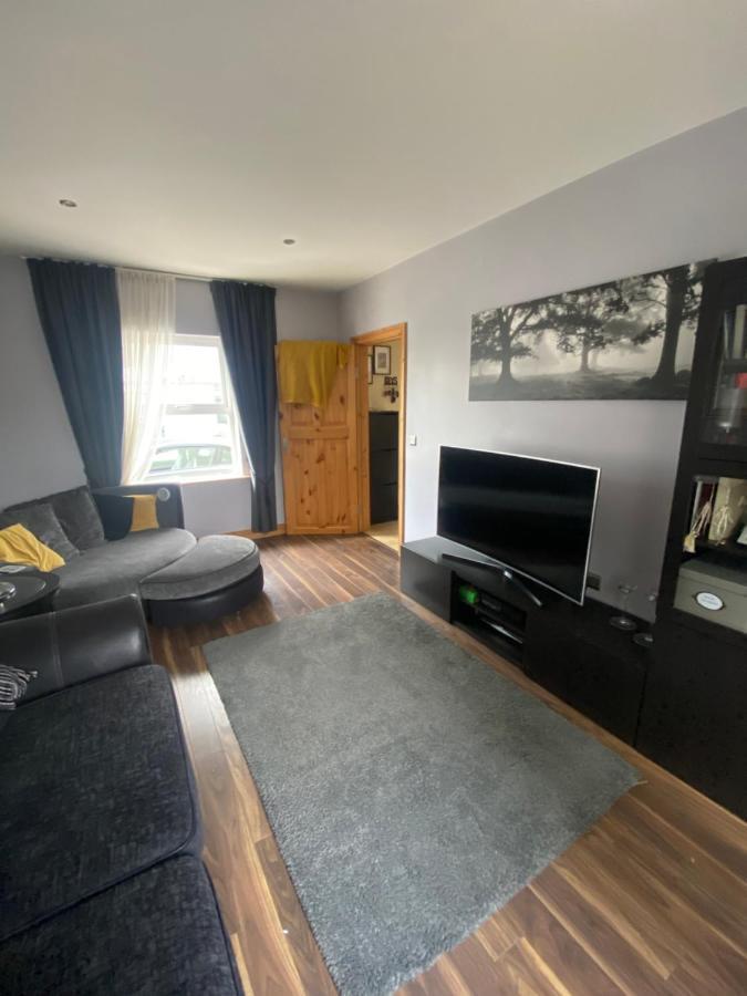Town Villa With Charming Garden, Bbq Area & Sleeps 6 Cashel  Extérieur photo